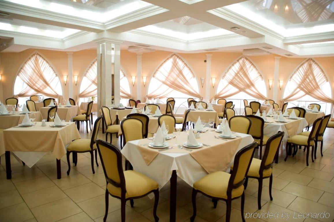 فندق Prince فلاديمير المطعم الصورة